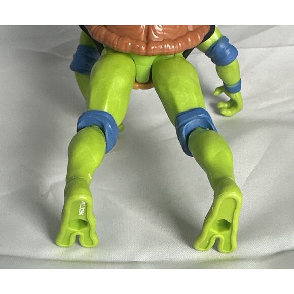 TMNT Leonardo Making Of A Ninja Target Figure Glow Turtle Loose No Swords 4” - Picture 7 of 7